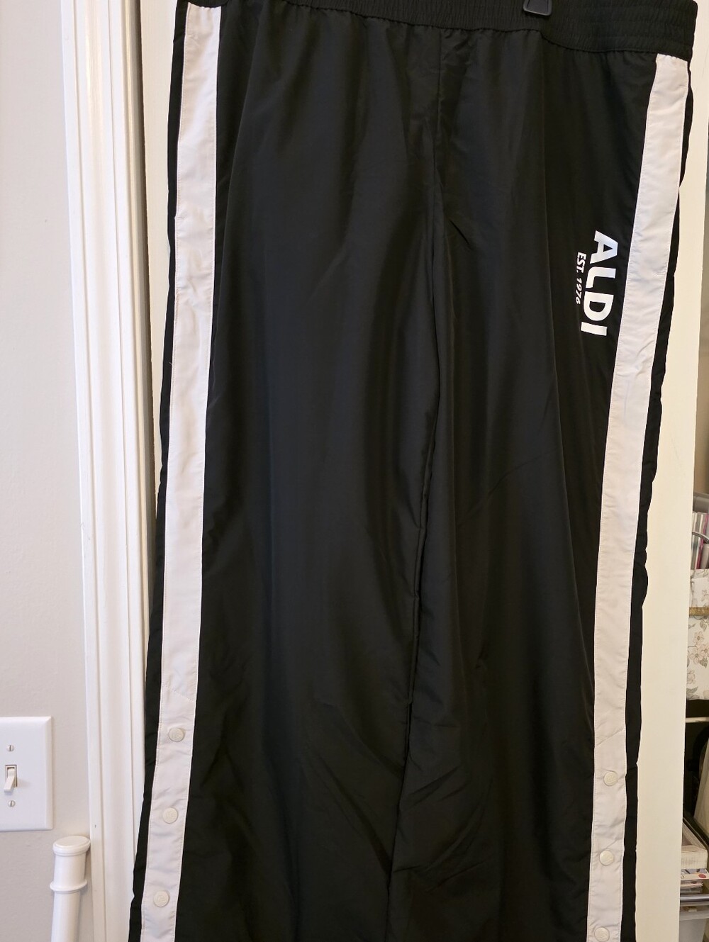 Aldi Pants, Mens XL Black Track Pants with White/Light Gray Side Stripe